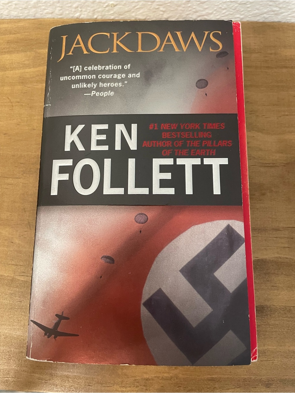 Jackdaws by Ken Follett - Red and Black Paperback Thriller